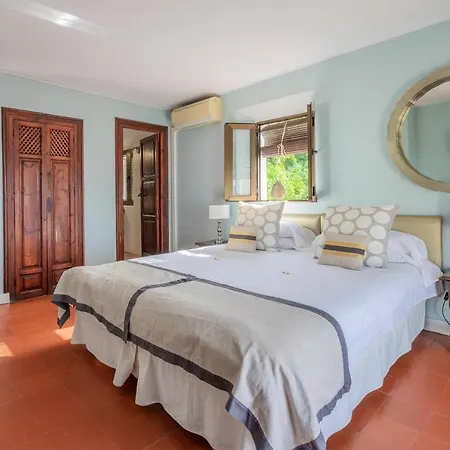 La Tartana Boutique *