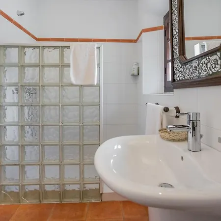 La Tartana Boutique Hotel *